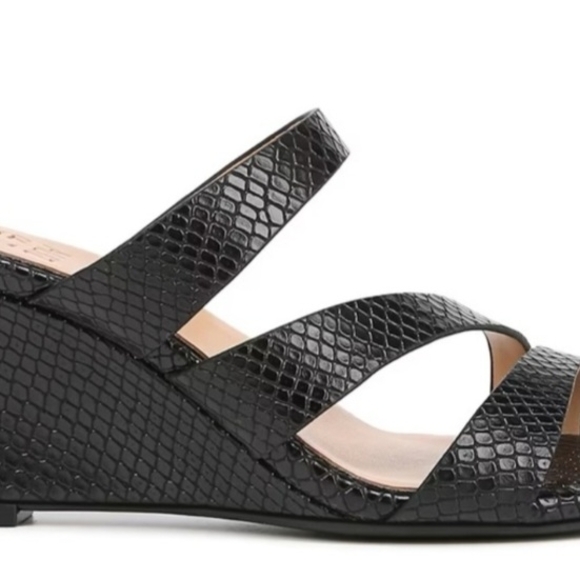 Naturalizer Black Textured Wedges - Picture 1 of 6